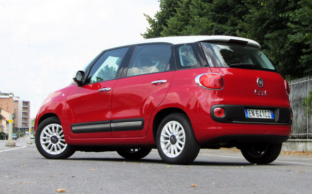 20120709-fiat-500l2