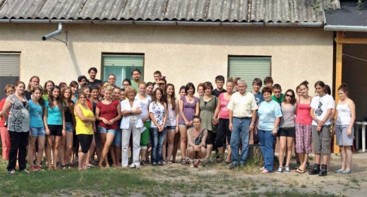http://www.nyugatijelen.com/pictures/xbigs/48670.jpg