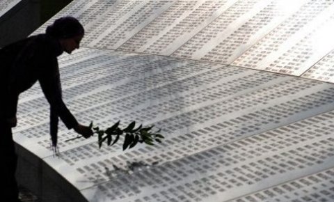 72773_srebrenica2_f.jpg