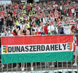 http://www.nemzetisport.hu/data/cikk/2/18/29/89/cikk_2182989/320dunaszerdahely.jpg