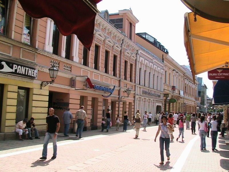 http://upload.wikimedia.org/wikipedia/commons/a/ad/Banjaluka_20028.jpg