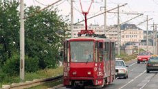 27944_tramvaj_kf.jpg
