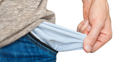 avNo-money-in-pockets