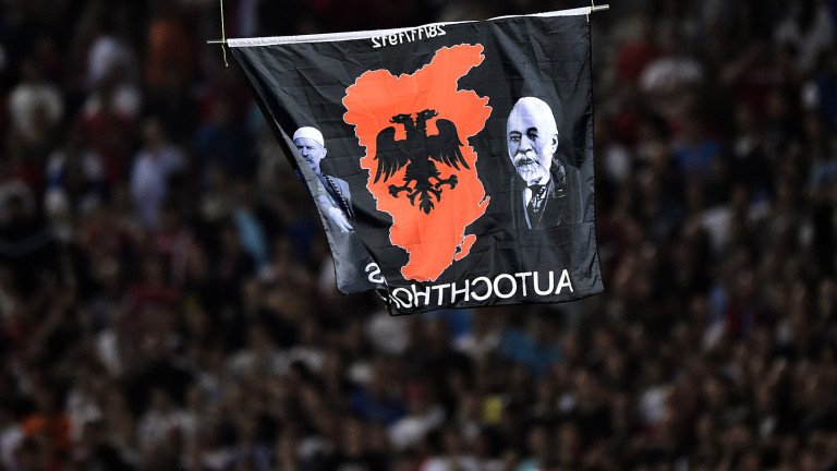 http://image.dnevnik.hr/media/images/768x432/Oct2014/61003989-albanija-srbija-zastava-neredi-navijaci.jpg