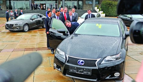 Lexus
