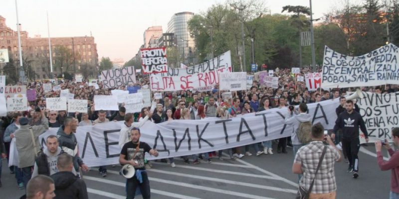 aprotesti 3