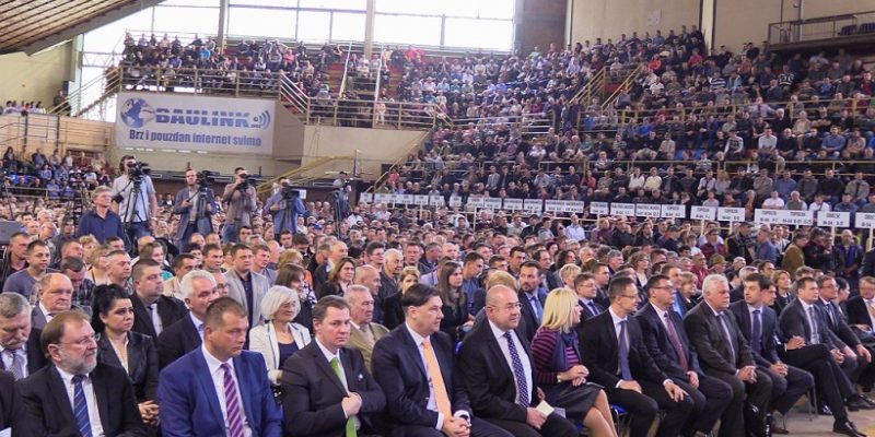 szabadka-sportcsarnok-palyazatalairas